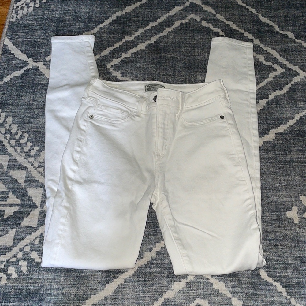 Abercrombie & Fitch size(24/00)
